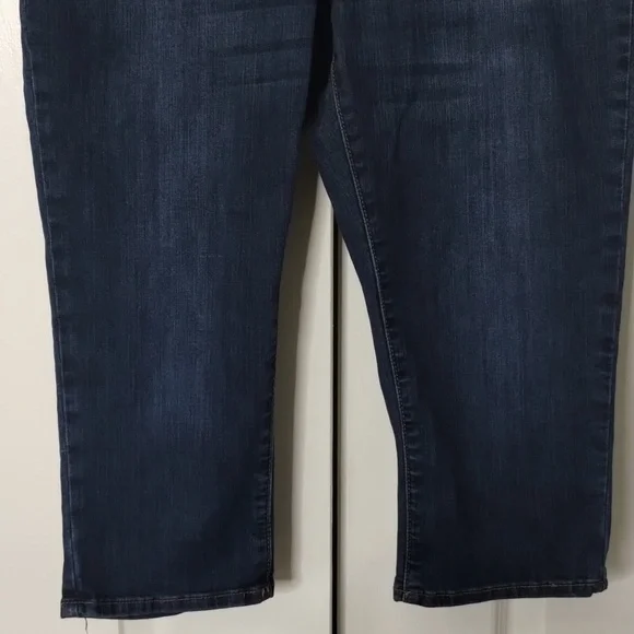 it jeans denim crop size 10 Tiffany skinny medium wash two button it jeans - Picture 3 of 10